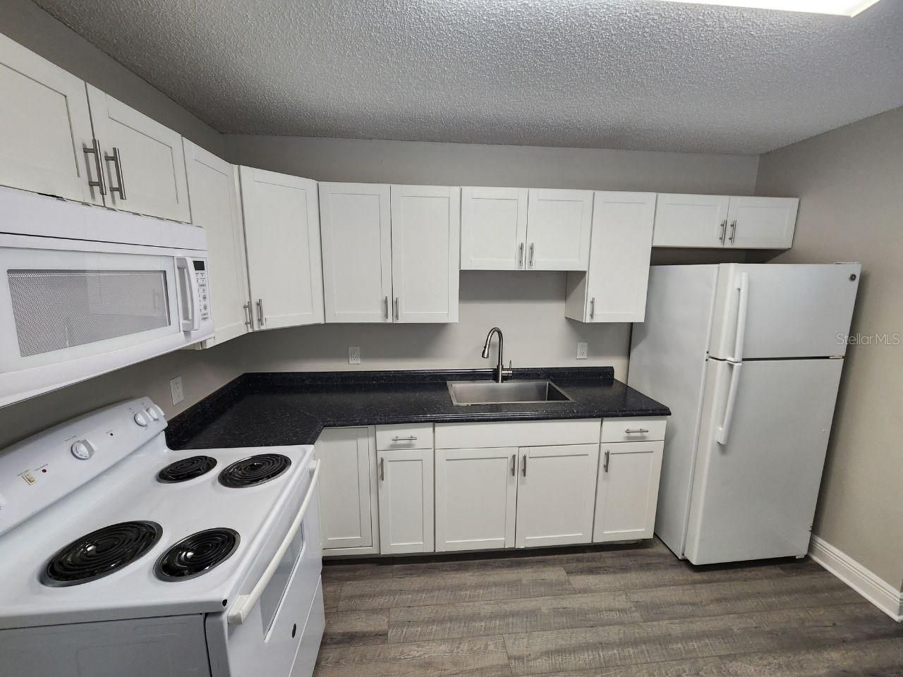 1209 62nd Avenue E, Bradenton, FL 34203 Photo