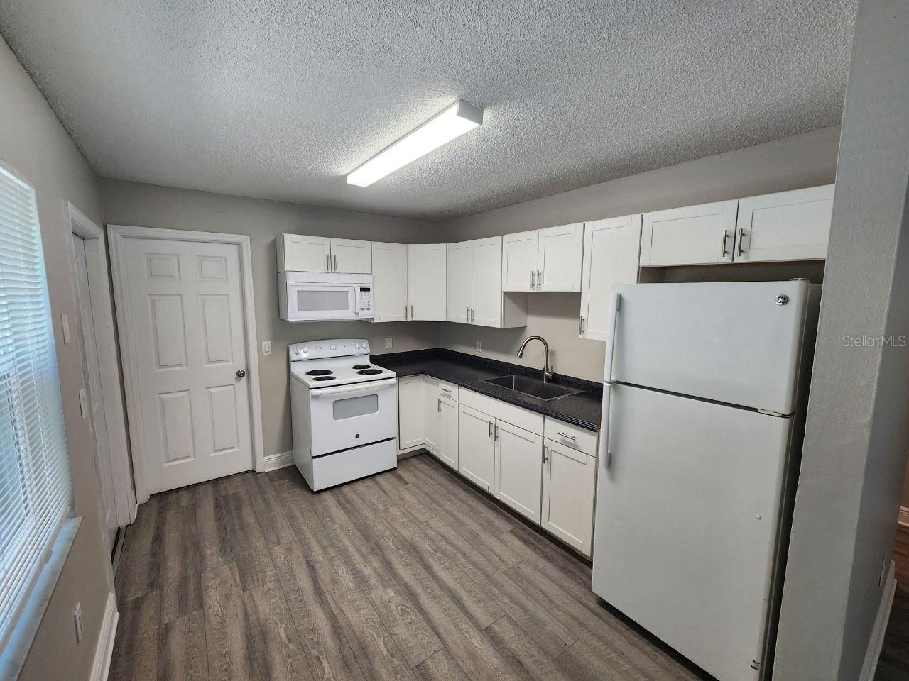 1209 62nd Avenue E, Bradenton, FL 34203 Photo