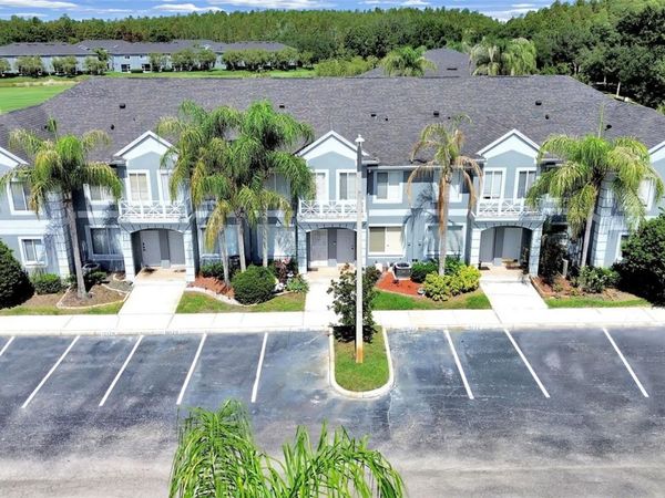 18126 PARADISE POINT DRIVE , TAMPA, FL 33647
