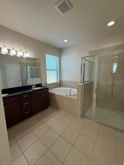 2827 Shetland Ridge Drive , Valrico, FL 33596 Photo