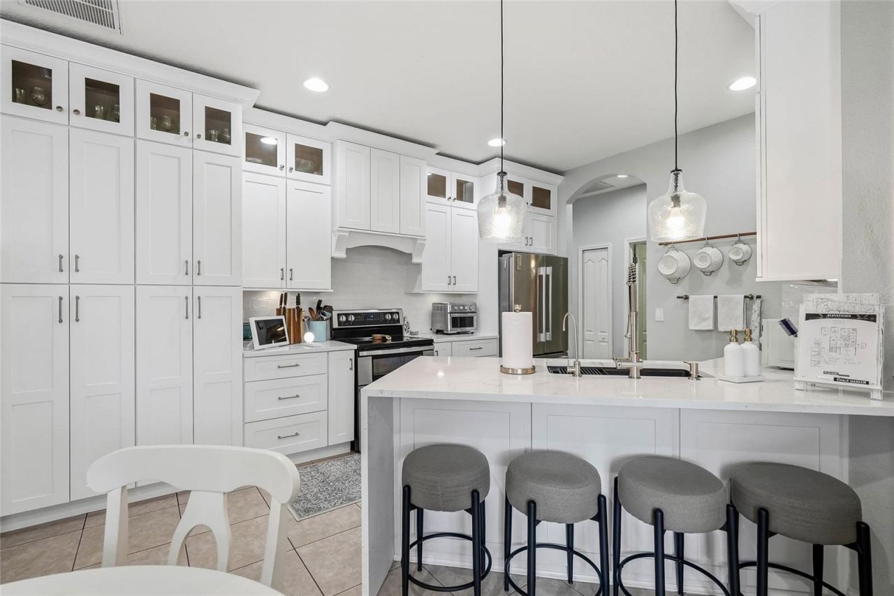 16748 Midsummer Lane, Spring Hill, FL 34610 Photo