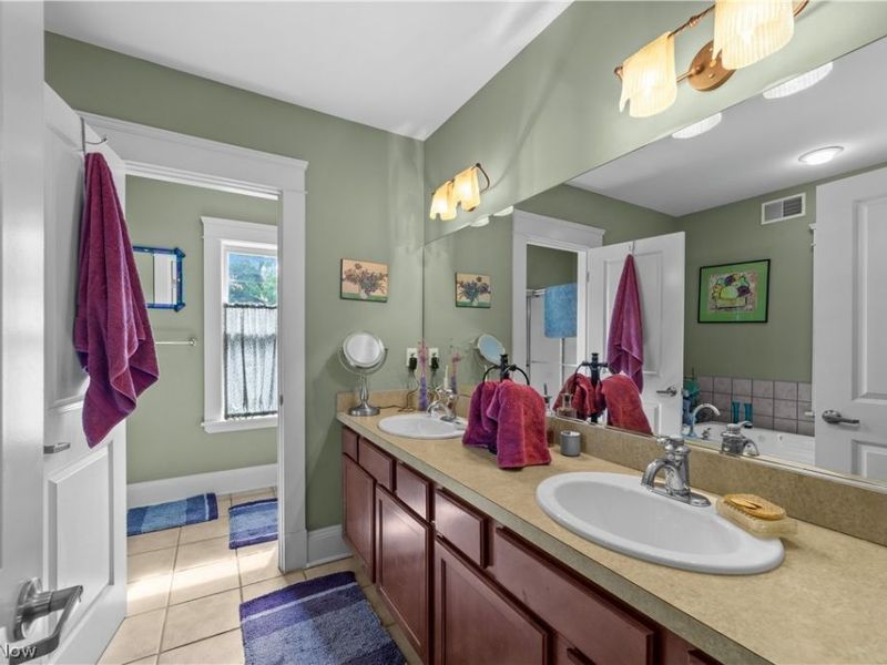 1483 E 105th Street, Cleveland, OH 44106 Photo 22