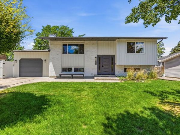 8054 S BOYSENBERRY DR , Sandy, UT 84093