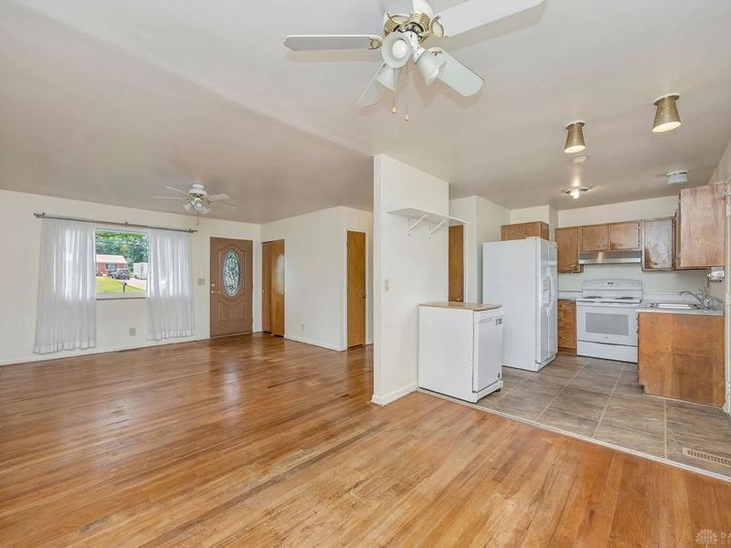8036 Laray Drive, West Chester, OH 45069 Photo 14