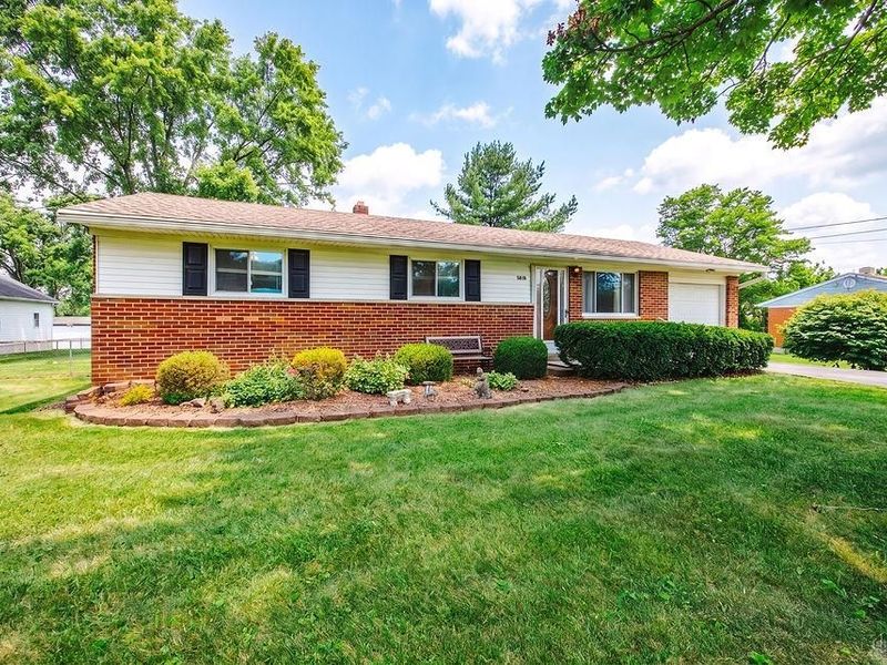 8036 Laray Drive, West Chester, OH 45069 Photo 2