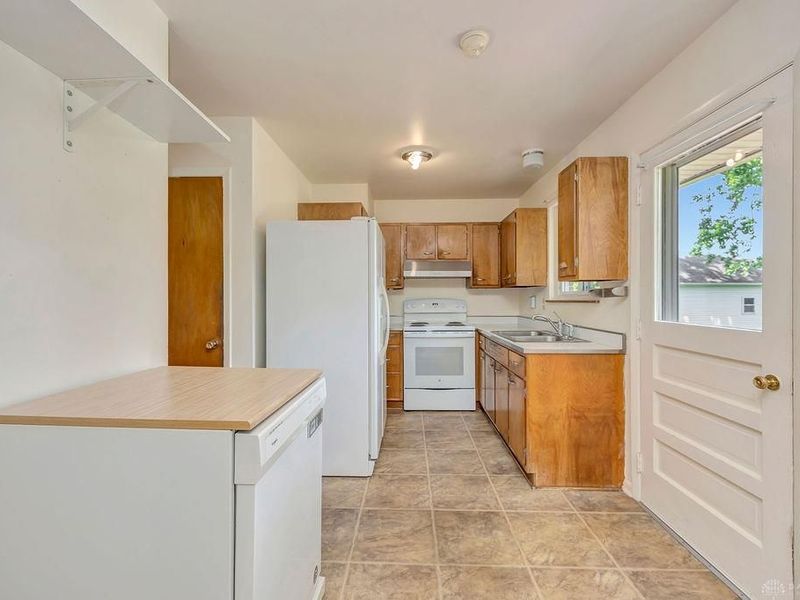 8036 Laray Drive, West Chester, OH 45069 Photo 7