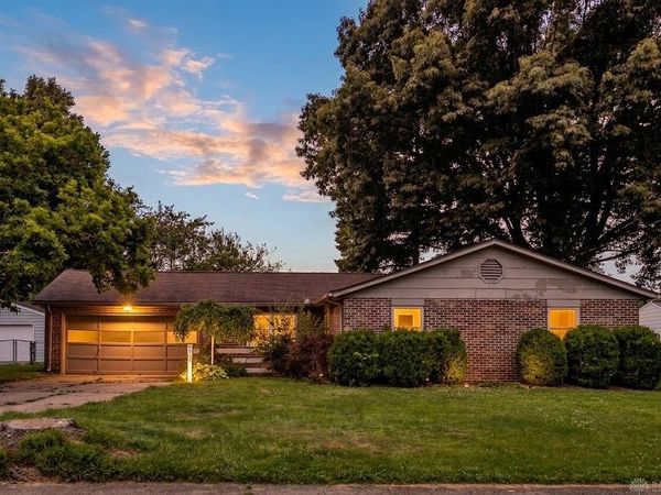 303 West Place, Trenton, OH 45067