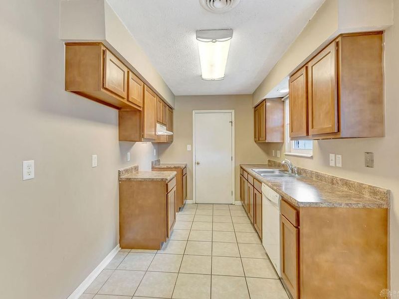 303 West Place, Trenton, OH 45067 Photo 10