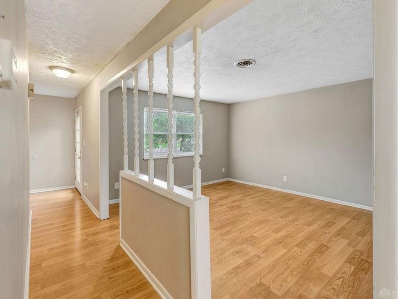 303 West Place, Trenton, OH 45067 Photo 7