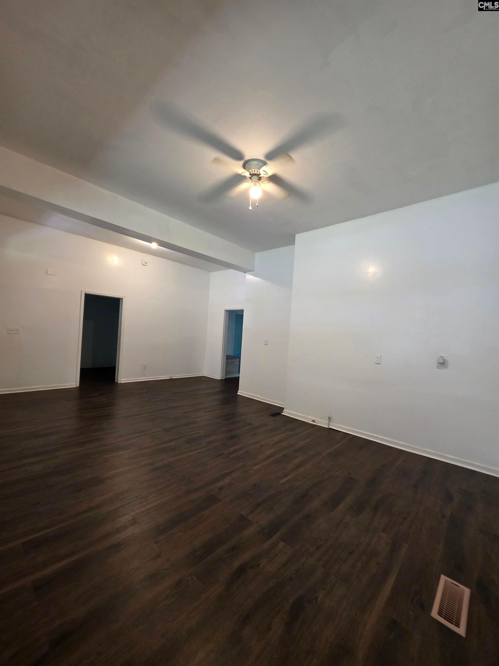 401 Claredon Street Photo 20