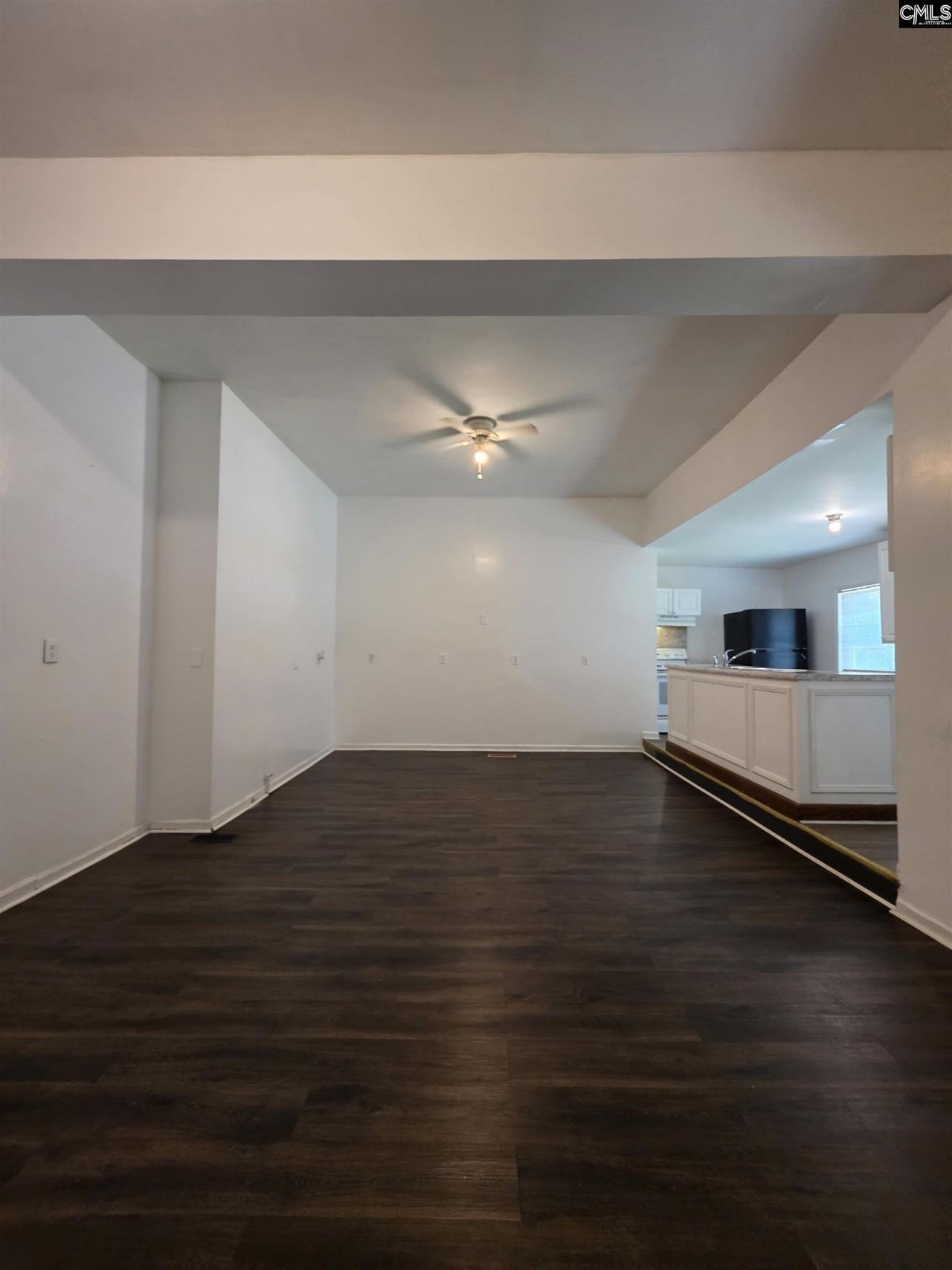401 Claredon Street Photo 7