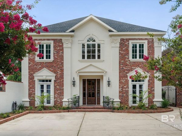 3963 Wimbledon Park, Mobile, AL 36608