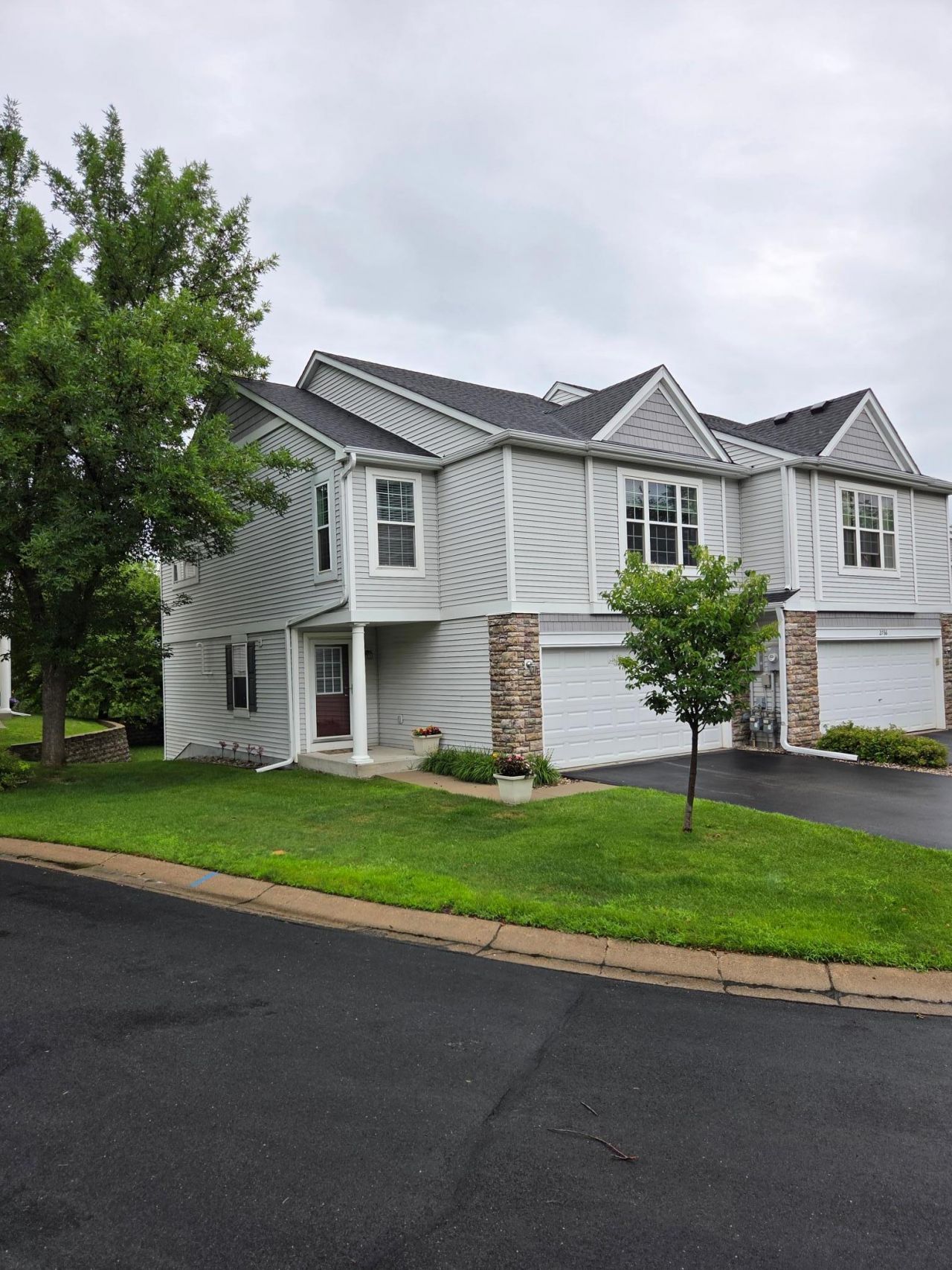 2770 Century Circle, Chanhassen, MN 55317