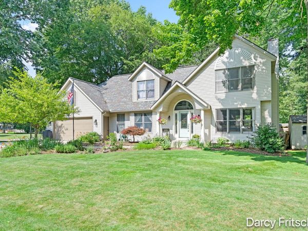 7096 Gettysburg Drive, Hudsonville, MI 49426