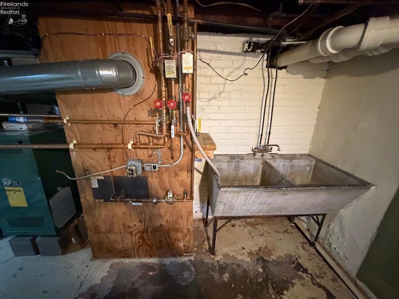 1404 Shelby Street, Sandusky, OH 44870 Photo 36