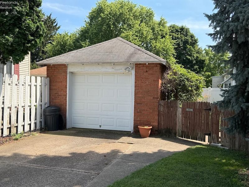 1404 Shelby Street, Sandusky, OH 44870 Photo 44