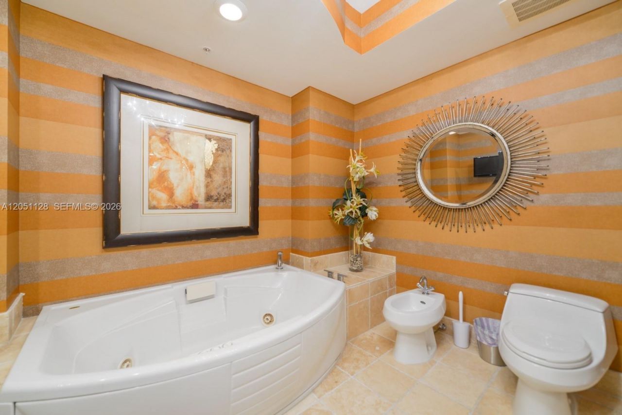 18201 Collins Ave, Unit 1604, Sunny Isles Beach, FL 33160 Photo