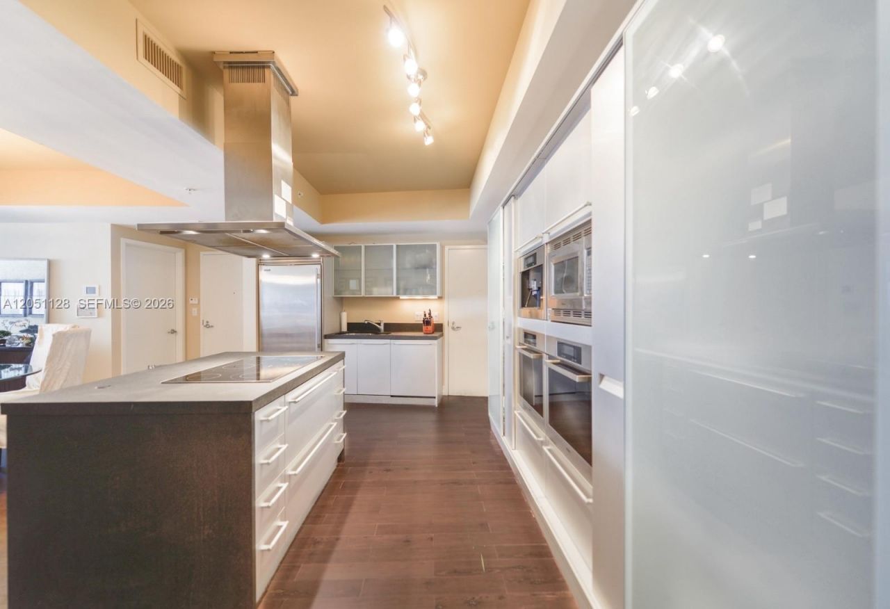 18201 Collins Ave, Unit 1604, Sunny Isles Beach, FL 33160 Photo