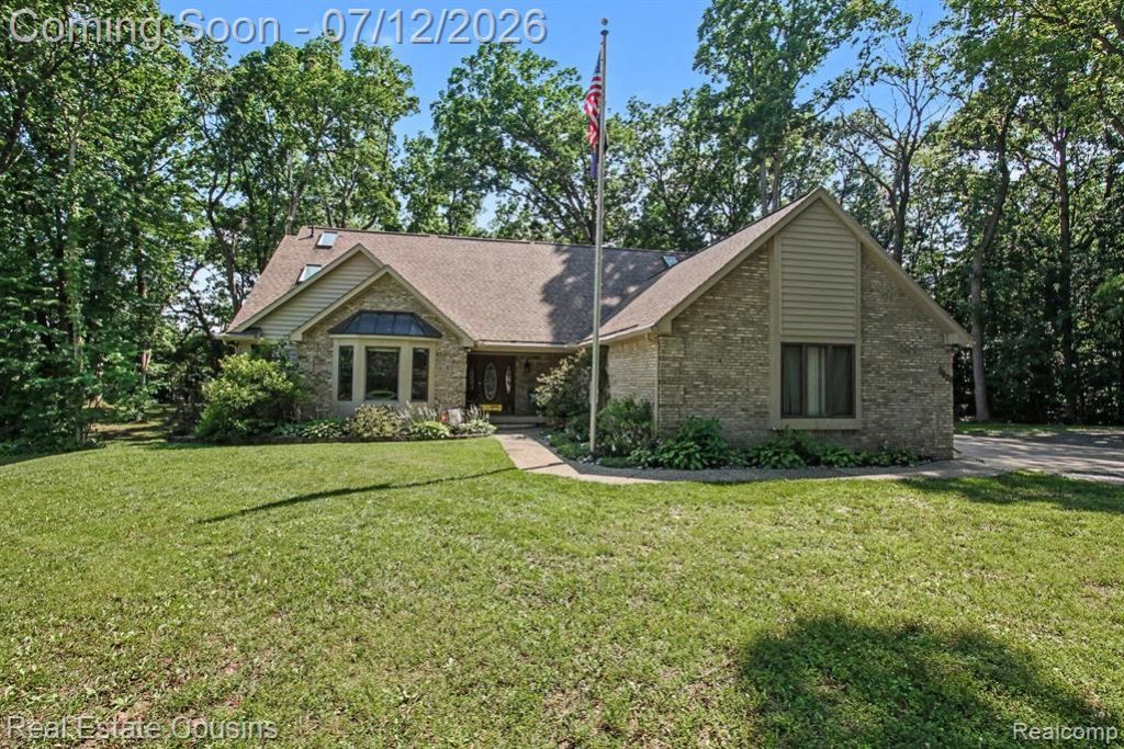9828 Whisperwood Lane, Green Oak Township, MI 48116 Main Photo