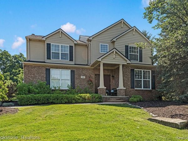 1161 Glass Lake Circle, Oxford Twp, MI 48371