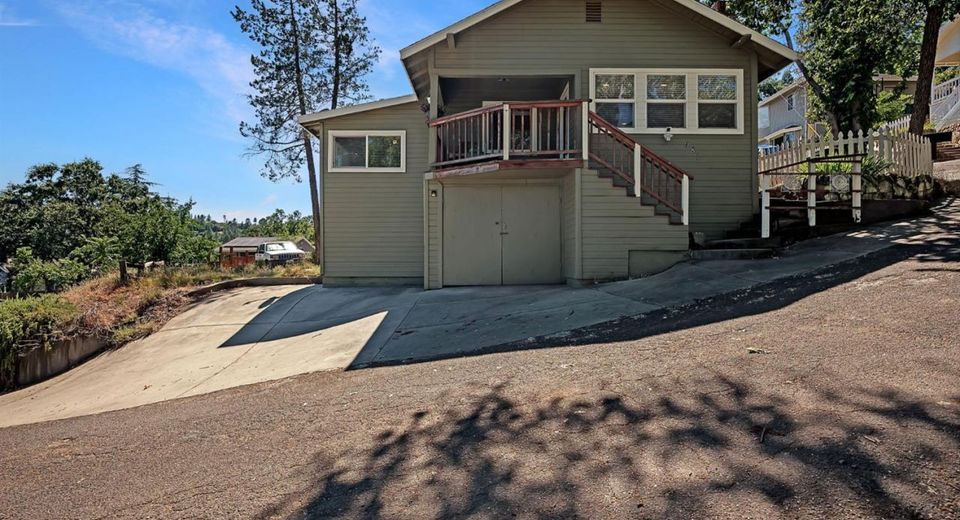 981 Garden Loop, Placerville, CA 95666 Photo