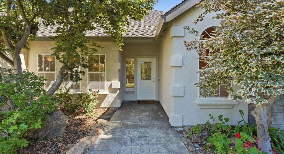 8830 Balmoral Dr, Newcastle, CA 95658 Photo