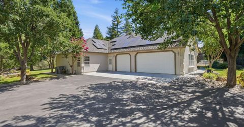 8830 Balmoral Dr, Newcastle, CA 95658 Photo
