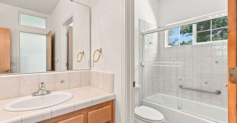 8830 Balmoral Dr, Newcastle, CA 95658 Photo
