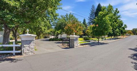 8830 Balmoral Dr, Newcastle, CA 95658 Photo