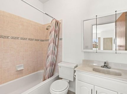 8830 Balmoral Dr, Newcastle, CA 95658 Photo