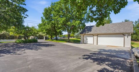 8830 Balmoral Dr, Newcastle, CA 95658 Photo
