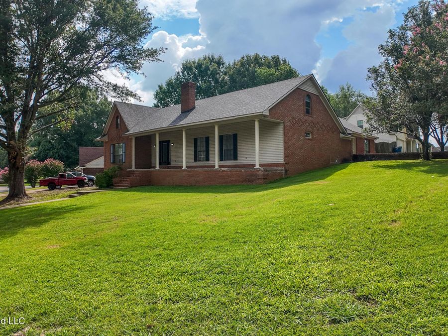 Property Image 4