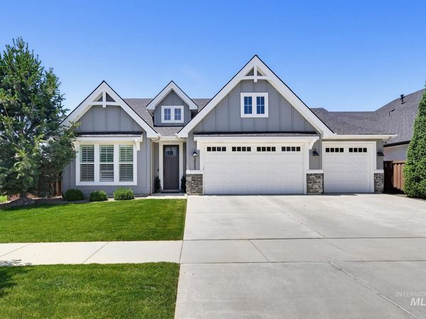 5889 N Lichfield Ave, Meridian, ID 83646