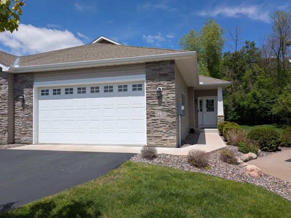 6230 Boulder Ridge Drive , Rockford, MN 55373