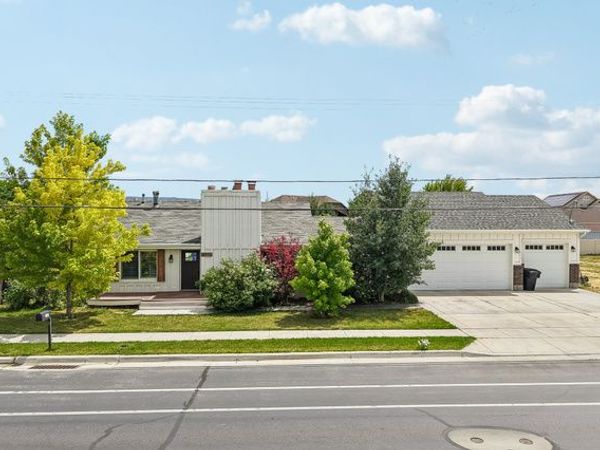 997 W 1600 N, West Bountiful, UT 84087