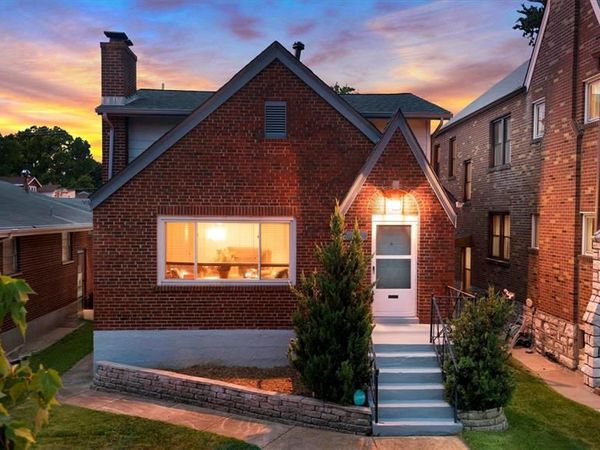 3621 Watson Road , St Louis, MO 63109