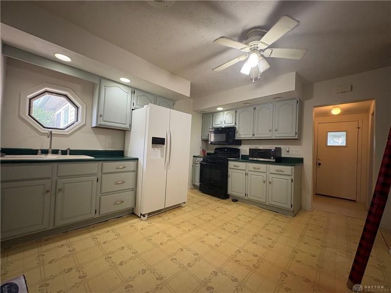 3631 Us Route 127, Neave Township, OH 45331 Photo 4