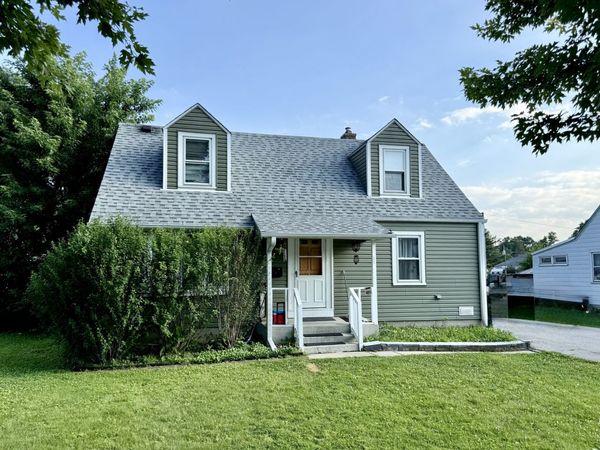 321 E Medill Avenue , Northlake, IL 60164