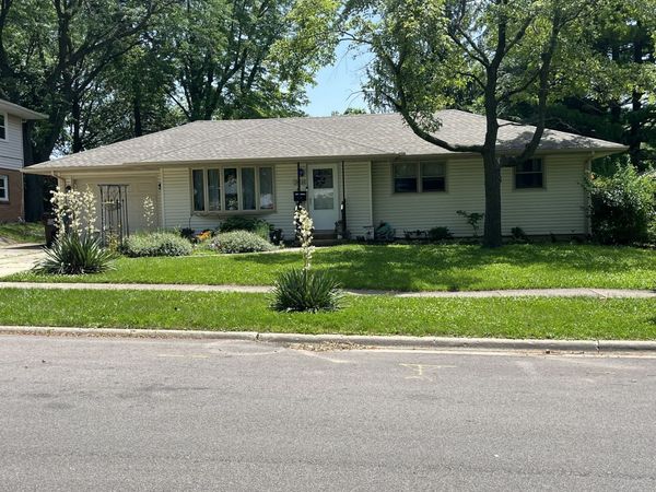 3931 SEWARD Avenue , Rockford, IL 61108
