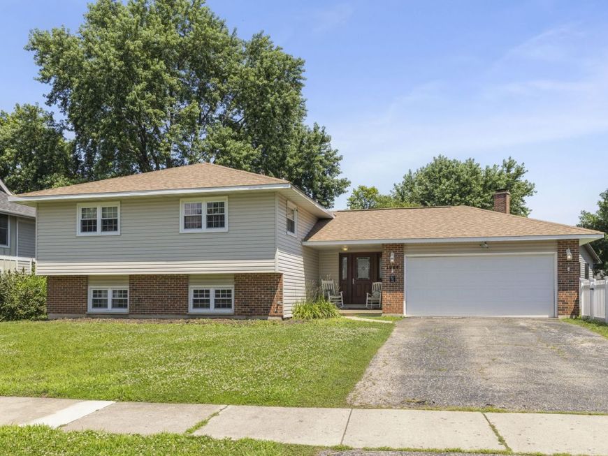 Main Photo