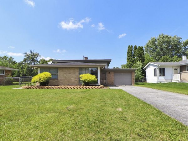 530 E 52nd Place , Merrillville, IN 46410