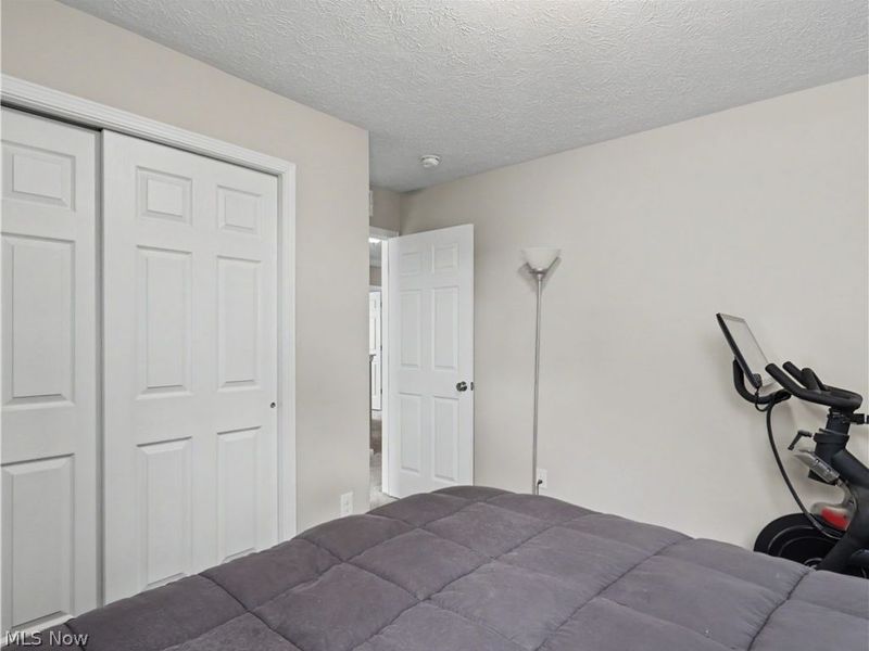37379 Hunter Lake Drive, North Ridgeville, OH 44039 Photo 23