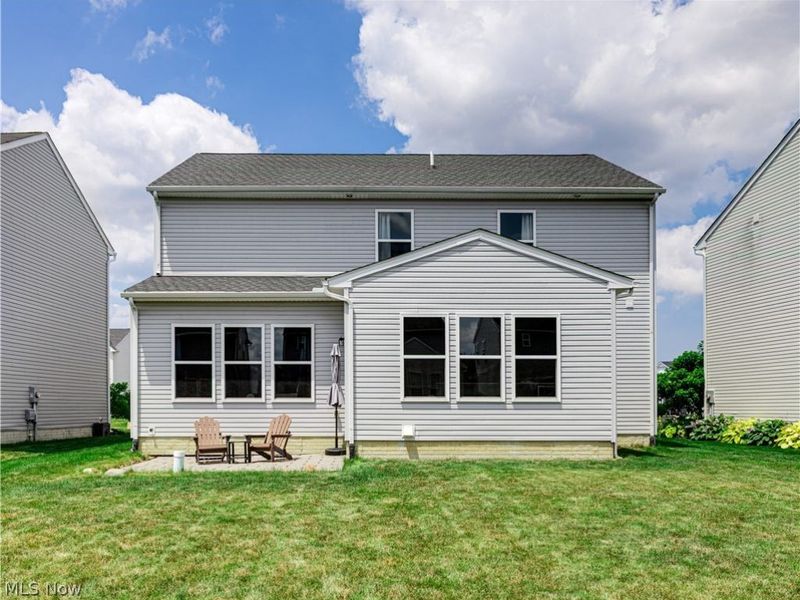 37379 Hunter Lake Drive, North Ridgeville, OH 44039 Photo 3