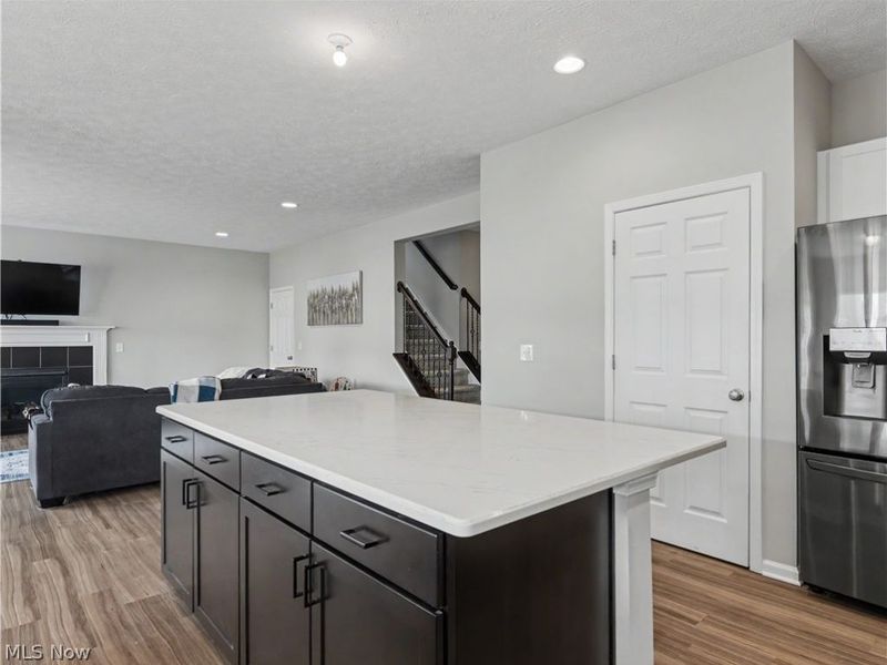 37379 Hunter Lake Drive, North Ridgeville, OH 44039 Photo 8