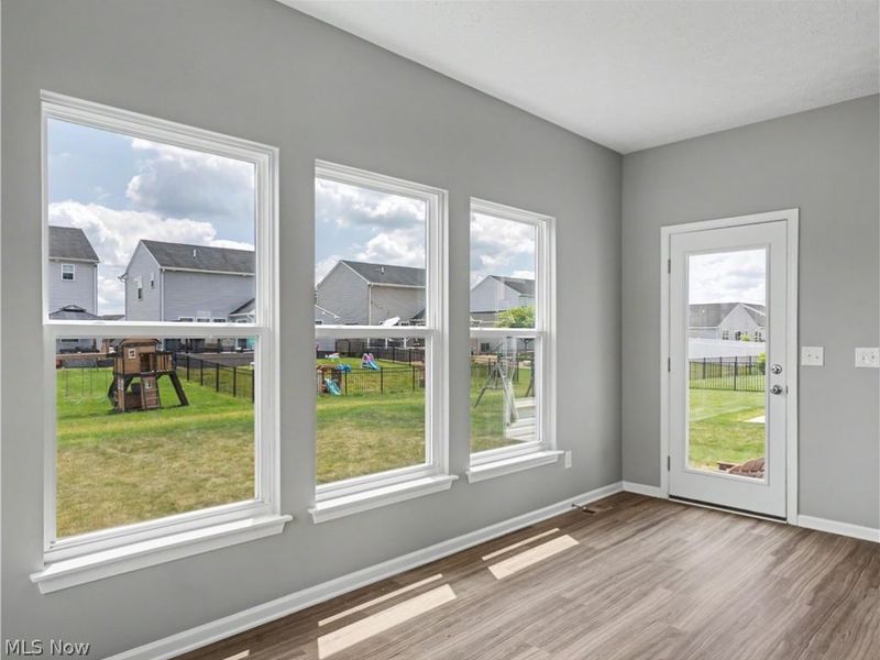 37379 Hunter Lake Drive, North Ridgeville, OH 44039 Photo 9