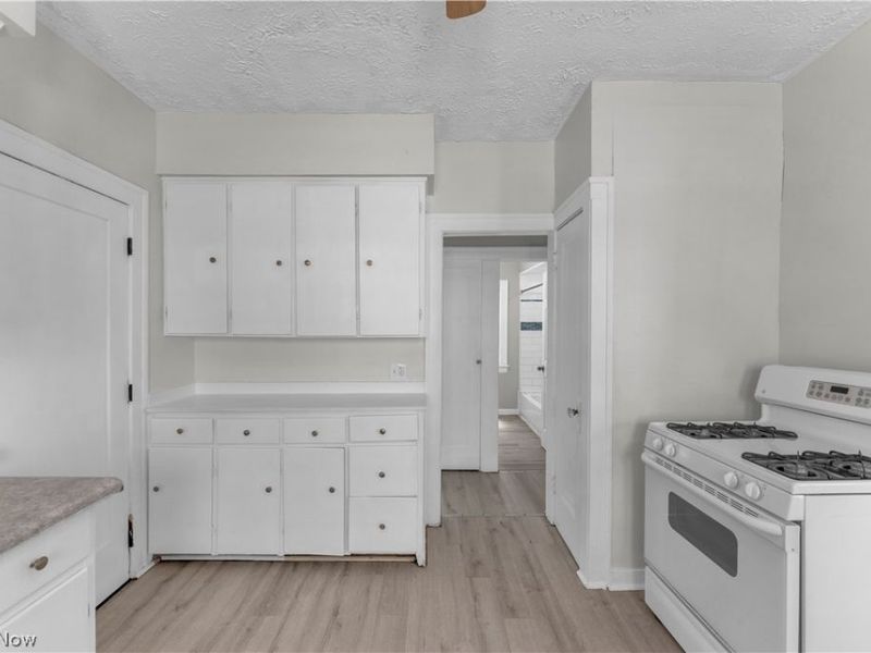 399 Madison Avenue, Unit 1, Akron, OH 44320 Photo 13