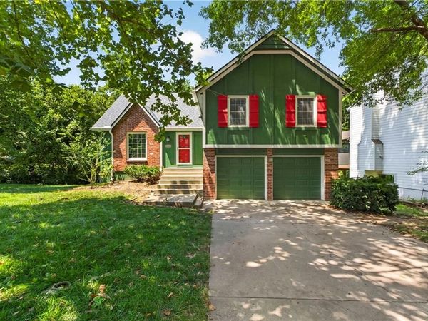15624 W 81st Street, Lenexa, KS 66219