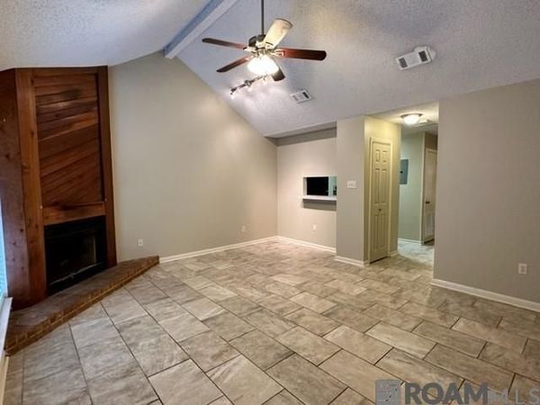 5232 Buttercreek Ln, Unit #F6, Baton Rouge, LA 70809
