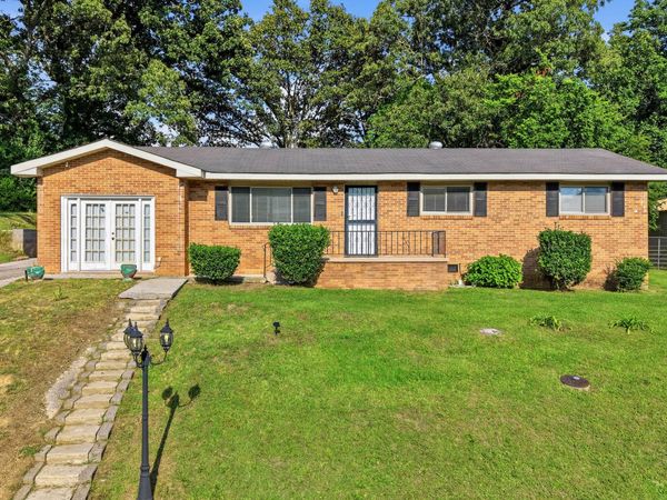7820 Rosemary Circle, Chattanooga, TN 37416
