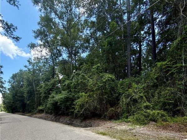 N HARRISON Road , Slidell, LA 70460